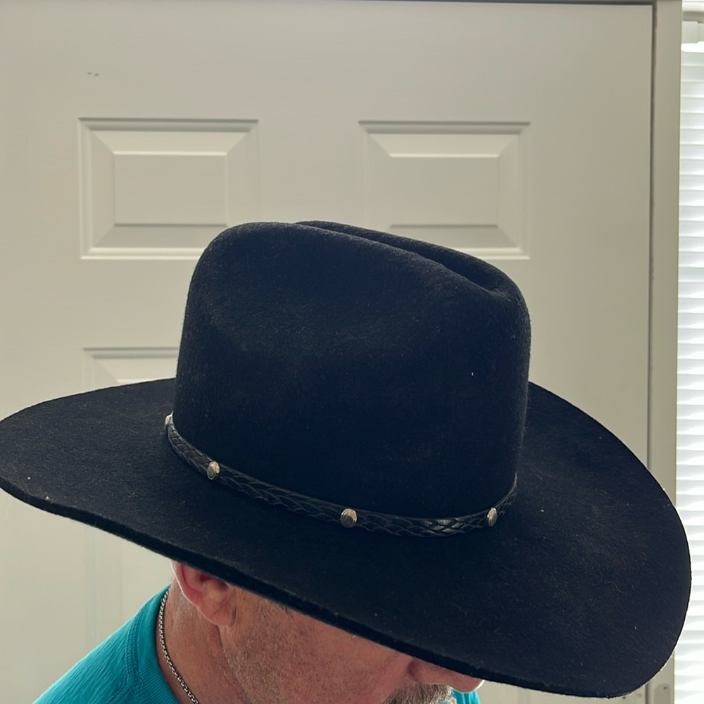 Smith built Cowboy hat